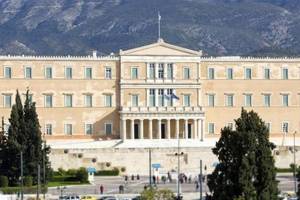Newly Renovated-City Center Apartment Atenas Exterior foto